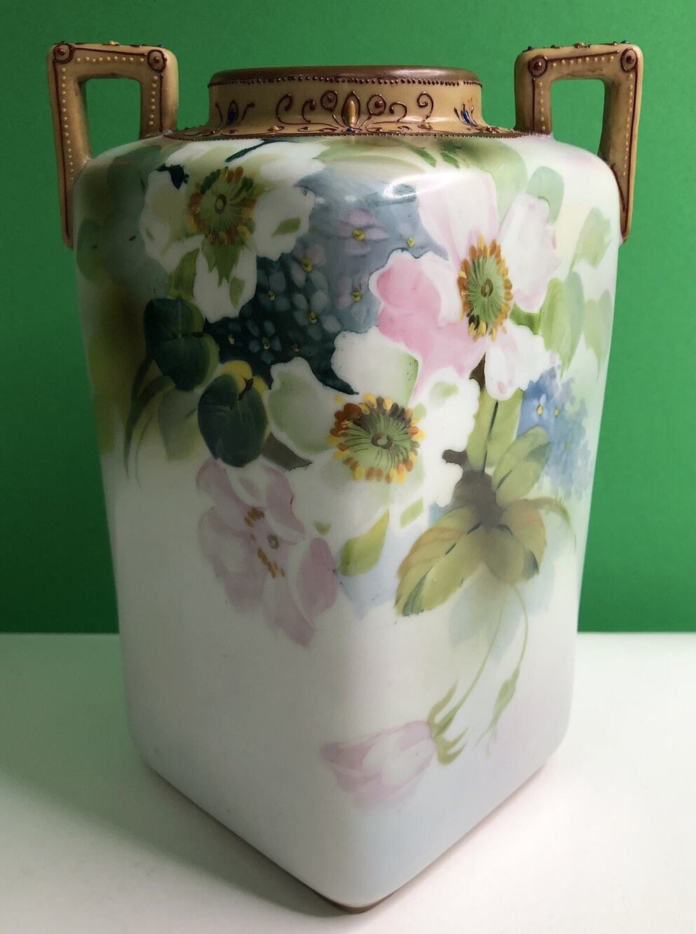 IMPERIAL NORITAKE NIPPON HAND PAINTED VASE OLD ROSES ART NOUVEAU MORIAGE C 1910